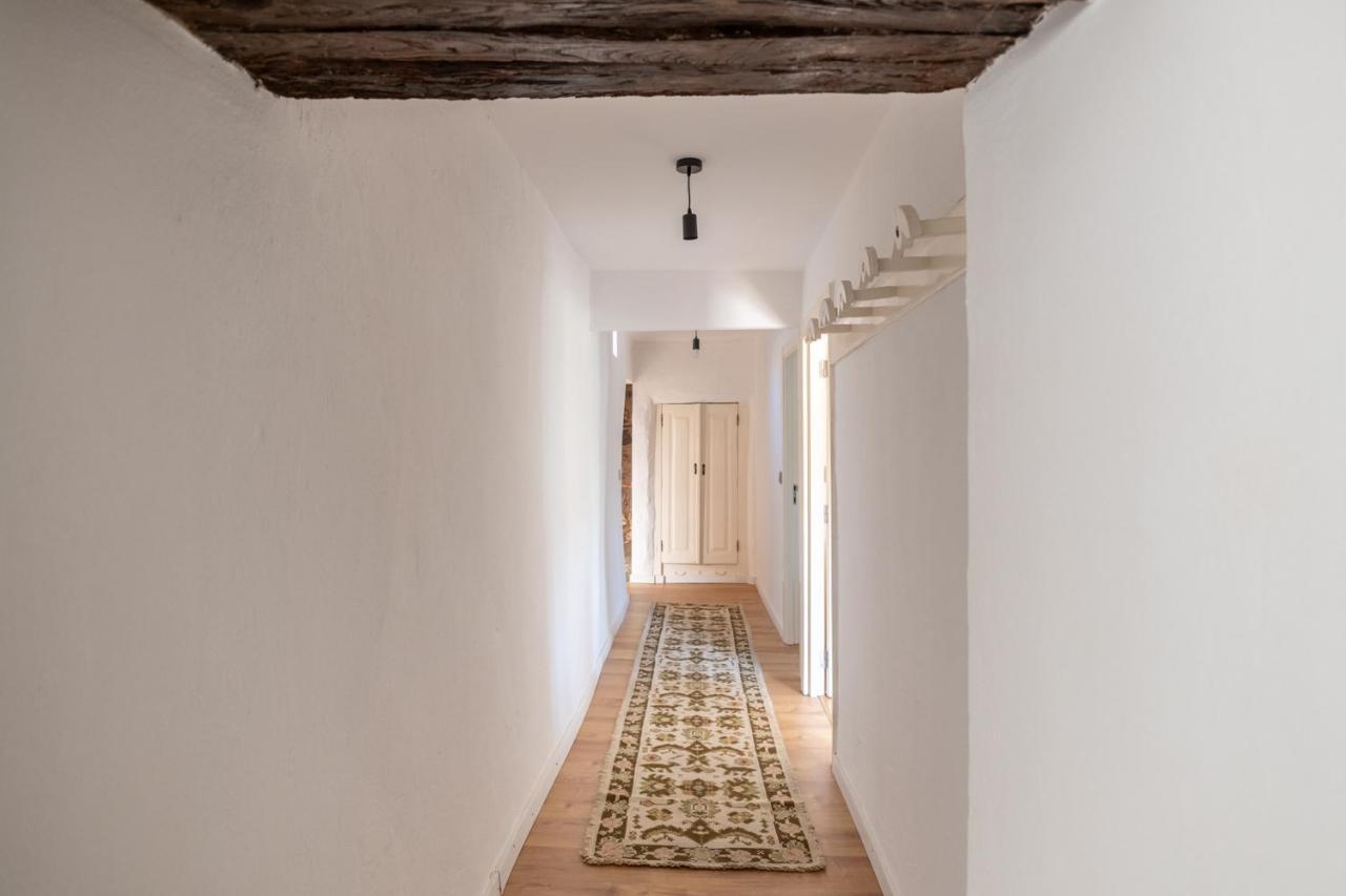 Casa Das Rosas - Roses House Міранда-ду-Корву Екстер'єр фото